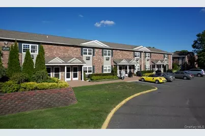 142E Easy Street #142E, Sayville, NY 11782 - Photo 1