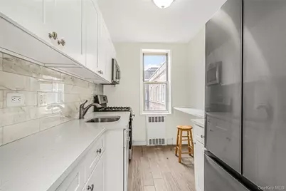 5645 Netherland Avenue #6A, Bronx, NY 10471 - Photo 5