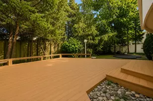 561 Golf Dr, Valley Stream, NY 11581 - Photo 39