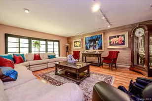 561 Golf Dr, Valley Stream, NY 11581 - Photo 7