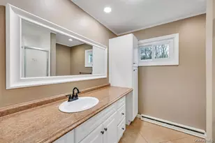 10 Ramblewood Rd, Ridge, NY 11961 - Photo 33