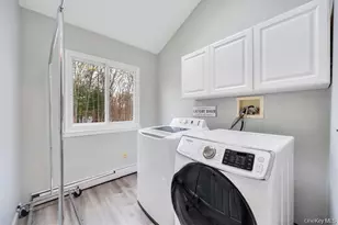 10 Ramblewood Rd, Ridge, NY 11961 - Photo 39