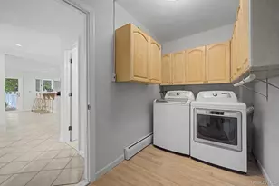 16 Cross Bow Ln, Commack, NY 11725 - Photo 29