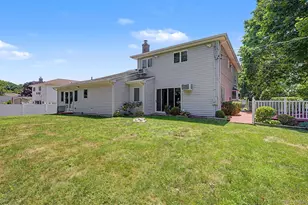 16 Cross Bow Ln, Commack, NY 11725 - Photo 31