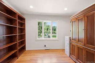 27 School Ln, Lloyd Harbor, NY 11743 - Photo 11