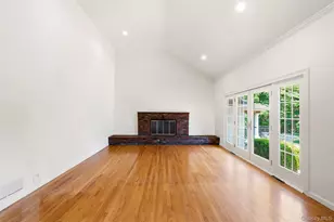 27 School Ln, Lloyd Harbor, NY 11743 - Photo 9