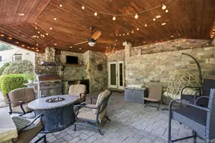 27 School Ln, Lloyd Harbor, NY 11743 - Photo 29