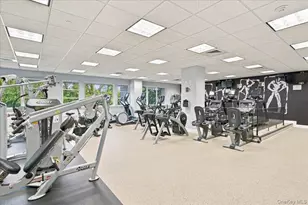 100 Harbor View Dr, Port Washington, NY 11050 - Photo 31