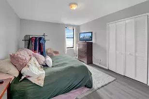 270 N Broadway, Yonkers, NY 10701 - Photo 9