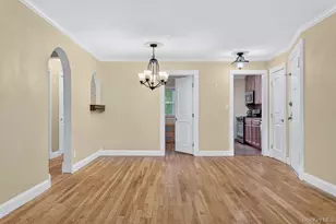 103 Wiltshire Rd, Scarsdale, NY 10583 - Photo 5
