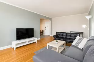 69-10 Yellowstone Blvd, Forest Hills, NY 11375 - Photo 3