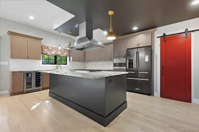 2 Cornwall Lane, Port Washington, NY 11050 - Photo 7