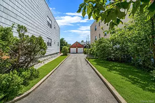52-67 72nd St, Maspeth, NY 11378 - Photo 15