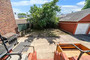 52-67 72nd St, Maspeth, NY 11378 - Photo 23