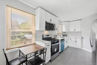 71 11th Avenue, Huntington Station, NY 11746 - Photo 7