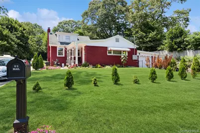 71 11th Avenue, Huntington Station, NY 11746 - Photo 1