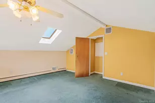 266 Albert St, Lindenhurst, NY 11757 - Photo 17