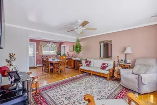 266 Albert St, Lindenhurst, NY 11757 - Photo 3