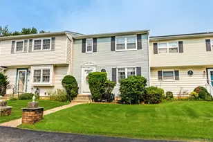 11 Monitor Ct, Coram, NY 11727 - Photo 3
