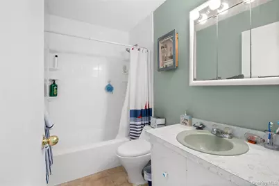 11 Monitor Court, Coram, NY 11727 - Photo 19