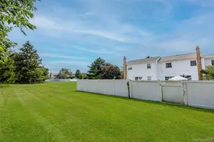 11 Monitor Ct, Coram, NY 11727 - Photo 31
