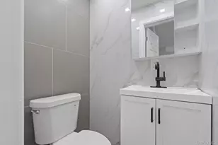 252 E 86th St, Brooklyn, NY 11236 - Photo 5