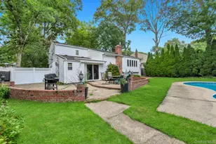 22 Cornelia Ln, Lake Grove, NY 11755 - Photo 9