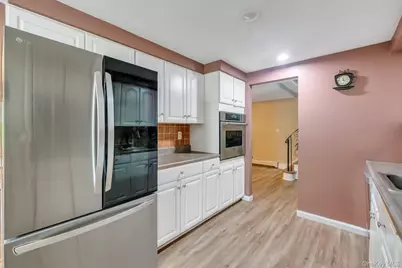 22 Cornelia Lane, Lake Grove, NY 11755 - Photo 19