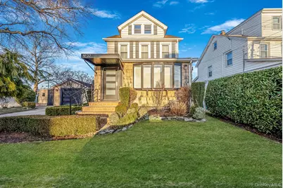 32 Everett, Lynbrook, NY 11563 - Photo 3