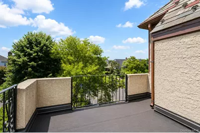 439 W Olive Street, Long Beach, NY 11561 - Photo 11