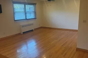 268-18 81st Ave, Floral Park, NY 11040 - Photo 3