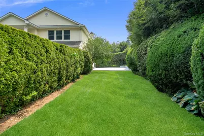 10 Osborne Lane, Greenvale, NY 11548 - Photo 31