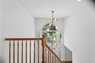 10 Osborne Ln, Greenvale, NY 11548 - Photo 17