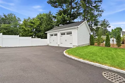 47 Central Parkway, Huntington, NY 11743 - Photo 43