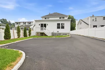 47 Central Parkway, Huntington, NY 11743 - Photo 45