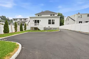 47 Central Pkwy, Huntington, NY 11743 - Photo 45