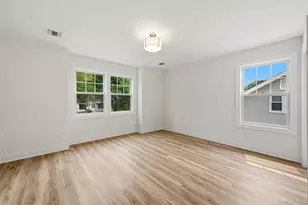 47 Central Pkwy, Huntington, NY 11743 - Photo 35