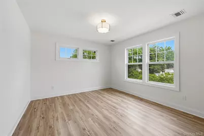 47 Central Parkway, Huntington, NY 11743 - Photo 29
