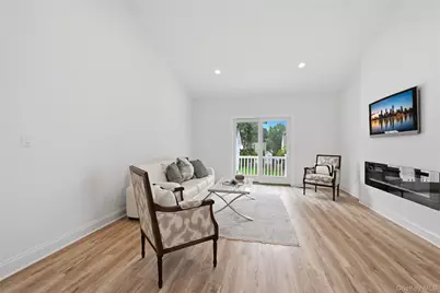 47 Central Parkway, Huntington, NY 11743 - Photo 13