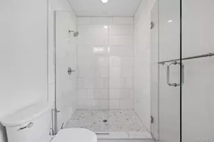 47 Central Pkwy, Huntington, NY 11743 - Photo 19