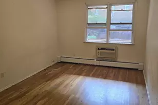 152 Kearsing Pkwy, Monsey, NY 10952 - Photo 9