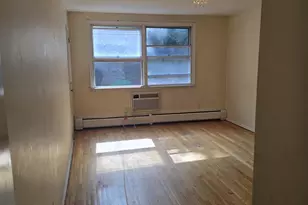 152 Kearsing Pkwy, Monsey, NY 10952 - Photo 11