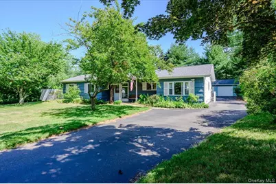 14 Akron Place, Shoreham, NY 11786 - Photo 21