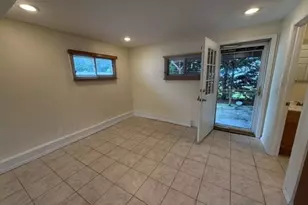 809 N Alleghany Ave, Lindenhurst, NY 11757 - Photo 5