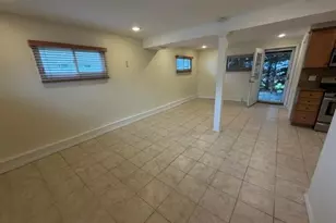 809 N Alleghany Ave, Lindenhurst, NY 11757 - Photo 13
