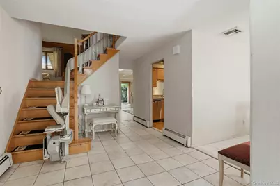 12 Kenny Street, Hauppauge, NY 11788 - Photo 7