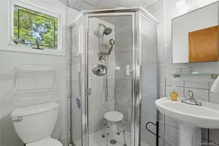 12 Kenny St, Hauppauge, NY 11788 - Photo 27