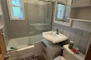 78-27 Springfield Blvd, Oakland Gardens, NY 11364 - Photo 7