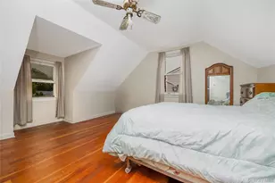 58 S Crescent Dr, Farmingdale, NY 11735 - Photo 15