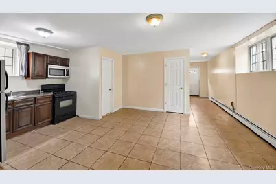 15714 Baisley Boulevard, Rochdale, NY 11434 - Photo 29